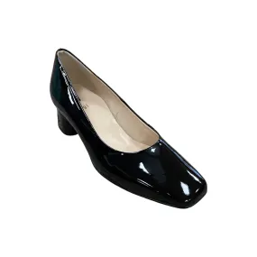 104004 Black Patent Pump