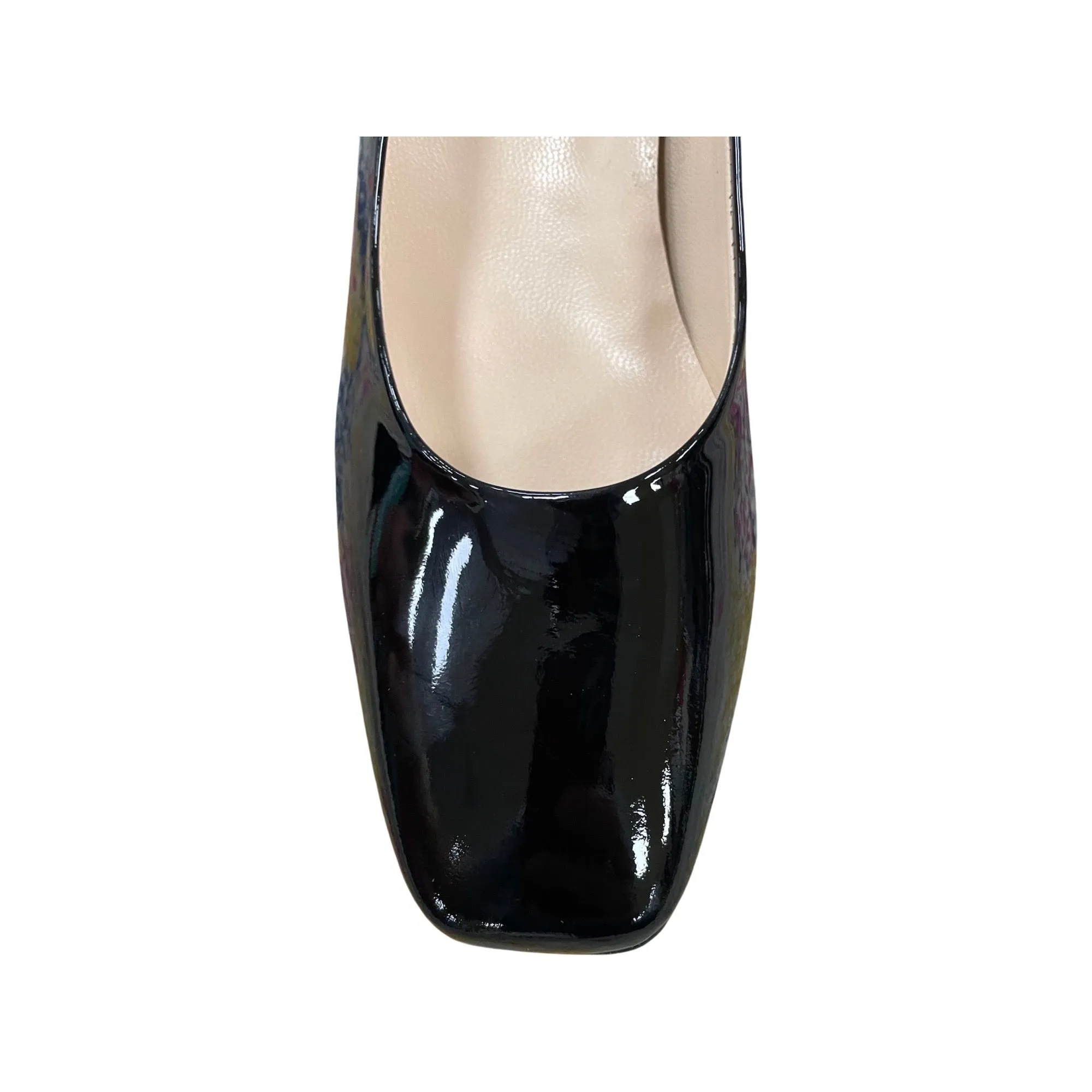 104004 Black Patent Pump