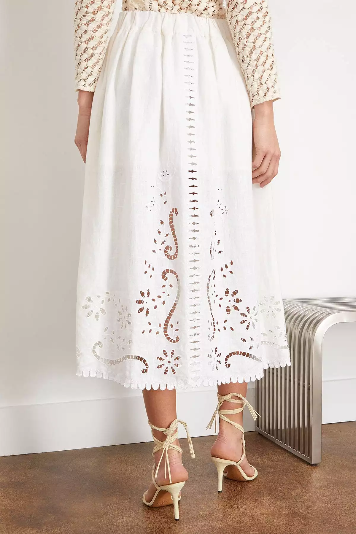 Liat Embroidery Skirt in White