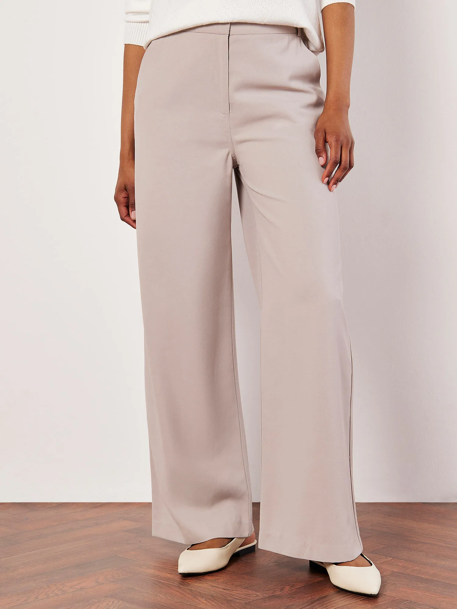 Tailored Straight-Leg Trousers | Apricot Clothing